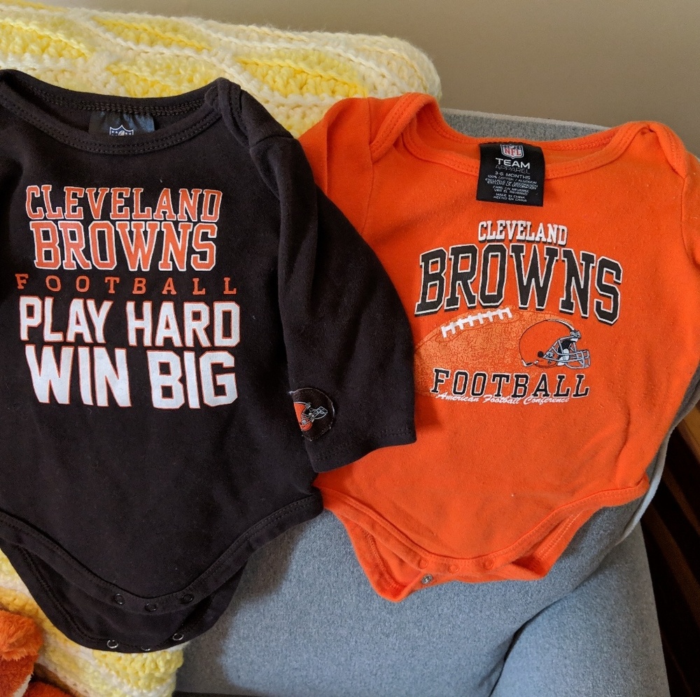 NEW 5 piece Cleveland Browns baby lot 3-6m